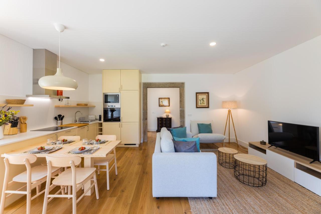 Linden Tree House A And B Apartment กัลเดลาส ภายนอก รูปภาพ