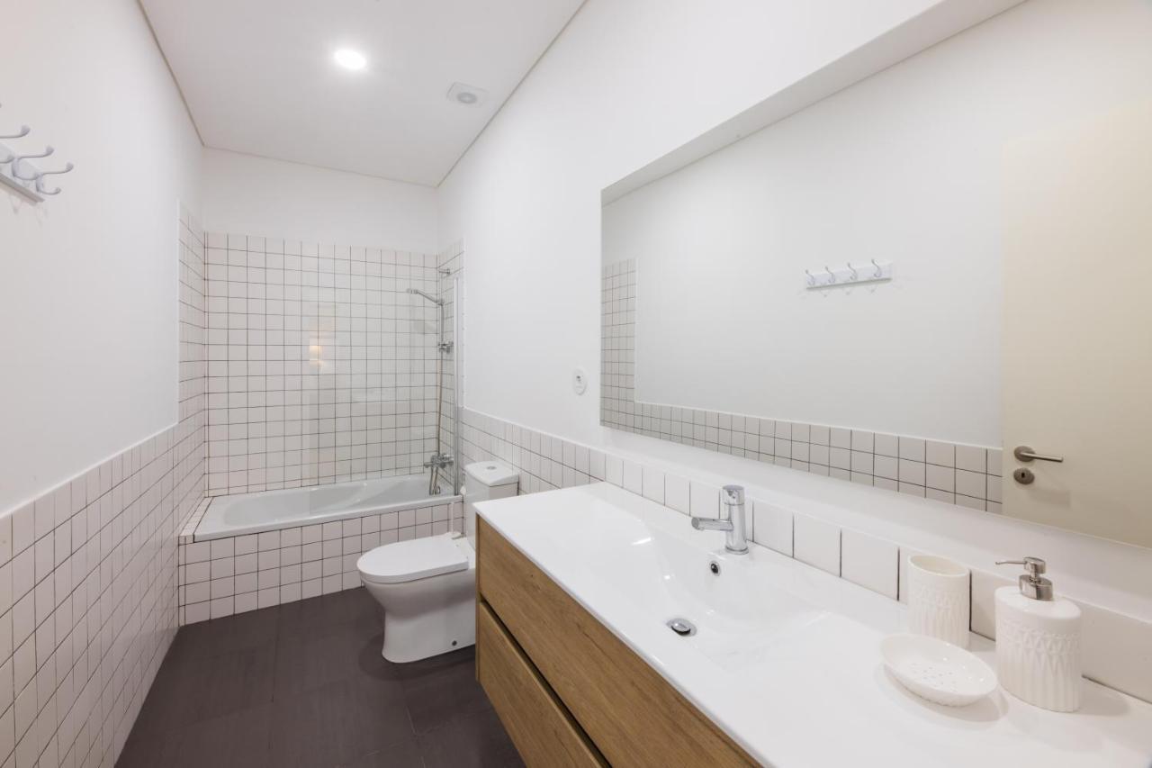 Linden Tree House A And B Apartment กัลเดลาส ภายนอก รูปภาพ